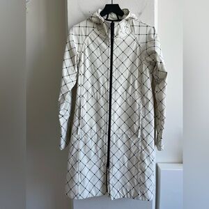 Lululemon Apres Yoga Jacket in Cream/Grey/Black